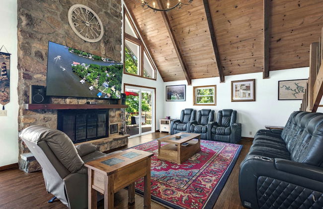 Boondock Bliss - Lakefront, Private Dock Sleeps 15! - Foto 1