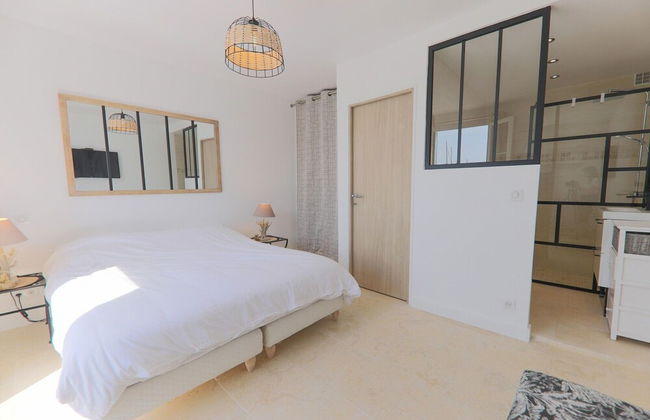 Attractive Holiday Home in Port Grimaud With Jetty - Photo 9