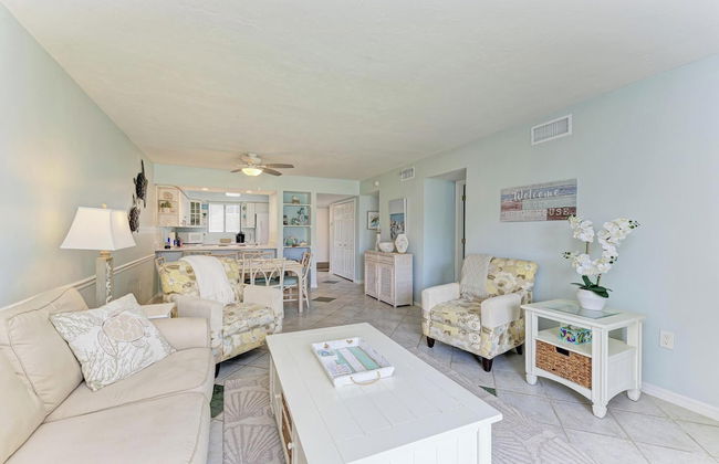 Runaway Tropical Waves-pet Friendly - Photo 14
