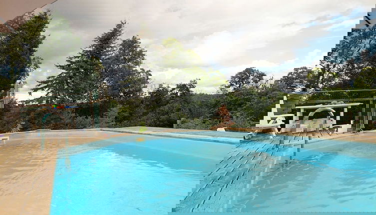 Photo 1 - Holiday Home in Haute-vienne Near Nature Park