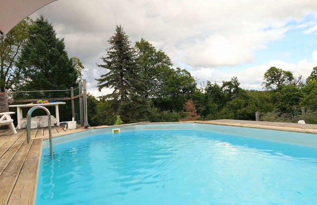 Holiday Home in Haute-vienne Near Nature Park - Foto 17