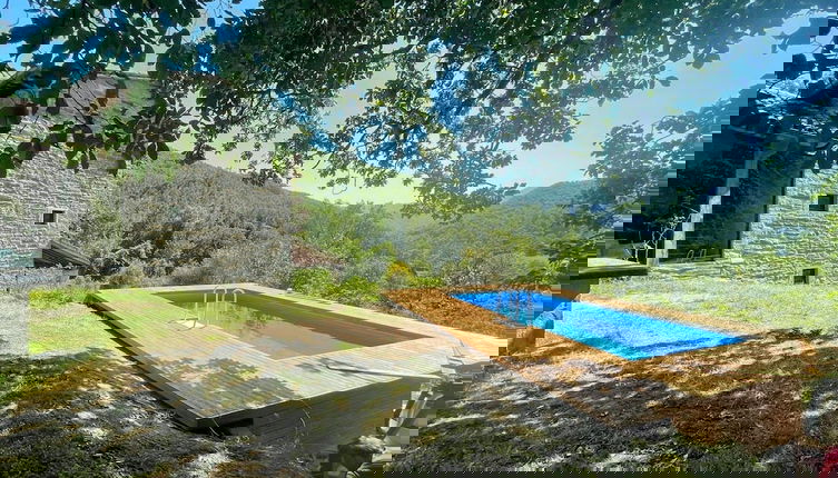 Foto 1 - Elegant Stone Villa With Swimming Pool