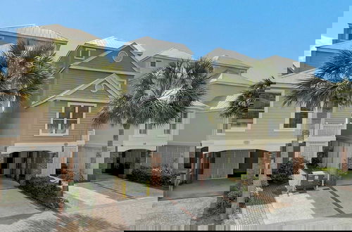 Photo 7 - 109 Grand Pavilion by Avantstay Beachfront Views