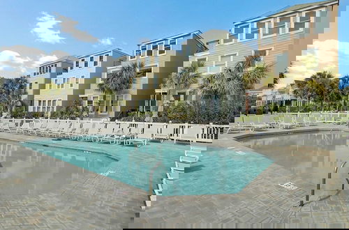 Photo 37 - 109 Grand Pavilion by Avantstay Beachfront Views