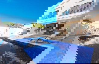 Foto 1 - Ema With Pool & Sauna