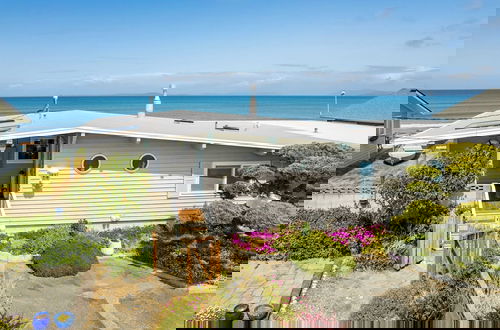 Foto 1 - West Beach Wonderland by Avantstay Waterfront