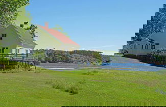 Foto 1 - 6 Person Holiday Home in Stromstad-by Traum