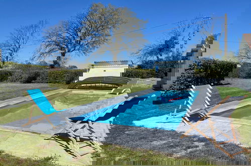 Foto 23 - Beautiful Holiday Home With Swimming Pool