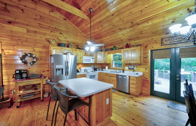 Mountain Community Home In Ellijay! Games, Private Hot Tub and Sunsets! - Foto 10