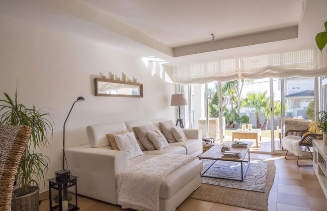 Elegant Villa in Calafell With Swimming Pool - Photo 5