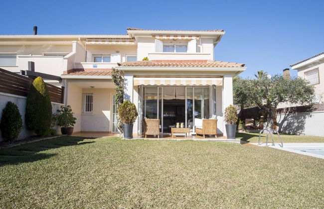 Elegant Villa in Calafell With Swimming Pool - Photo 33