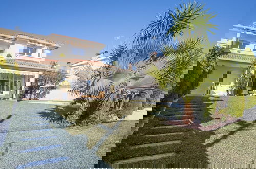 Foto 30 - Elegant Villa in Calafell With Swimming Pool