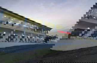 Foto 1 - White Diamond Apartment