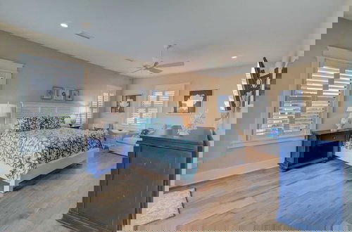 Foto 26 - 4 36th Avenue by Avantstay Chef's Kitchen, Rooftop & Pool!