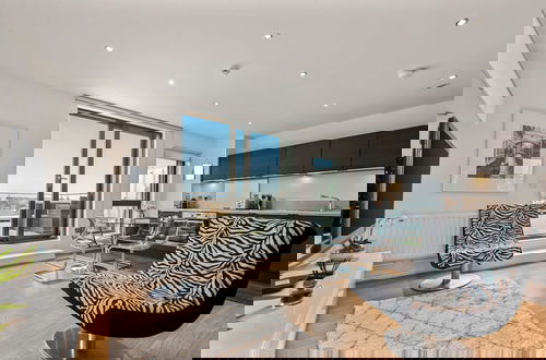 Foto 10 - Explore the Luxury w 2 Bed Apt in Camden