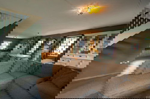Foto 73 - Stylish and Modern Furnished Holiday Villa