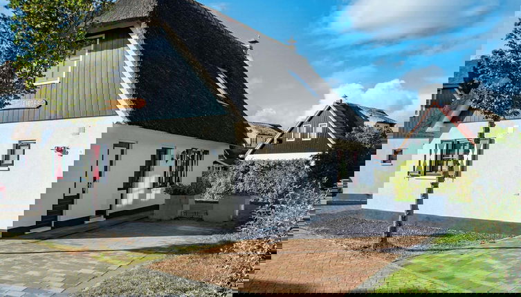 Foto 1 - Amicable Villa With Whirlpool