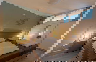 Foto 2 - Lovely Apartment With Garden