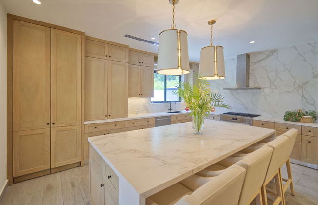 Modern Lake Villa With English Speaking Staff in Golf and Beach Resort - Photo 11