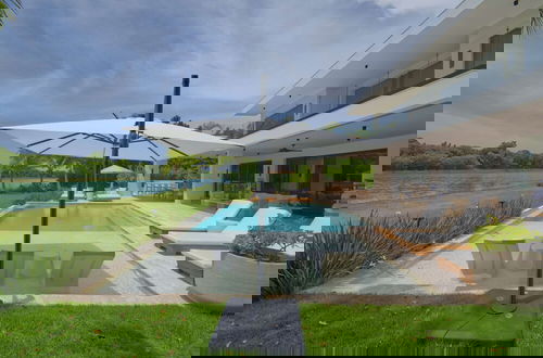 Foto 15 - Modern Lake Villa With English Speaking Staff in Golf and Beach Resort