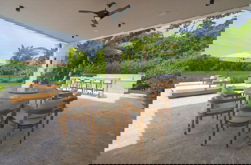 Foto 12 - Modern Lake Villa With English Speaking Staff in Golf and Beach Resort