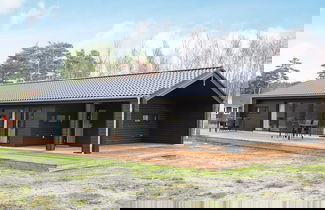 Foto 1 - 8 Person Holiday Home in Laeso