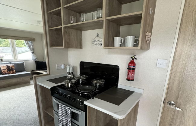 Berwick-upon-tweed - Caravan - Sleeps 6 - Parking - Foto 7