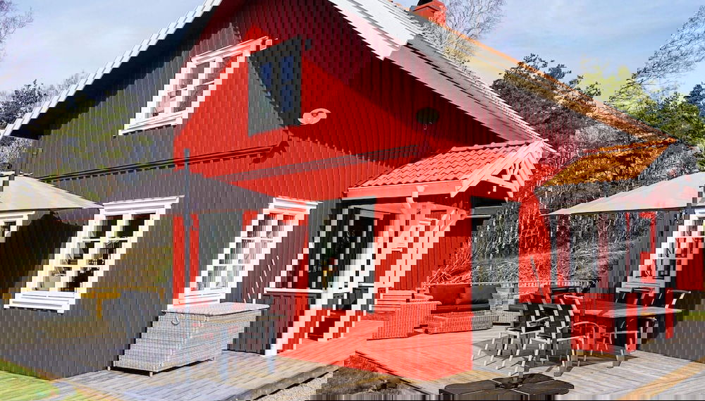 Primary image