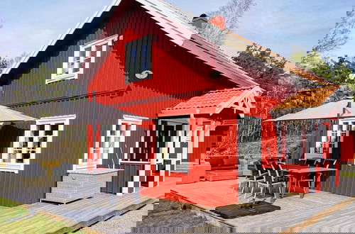 Photo 1 - 8 Person Holiday Home in Grebbestad-by Traum