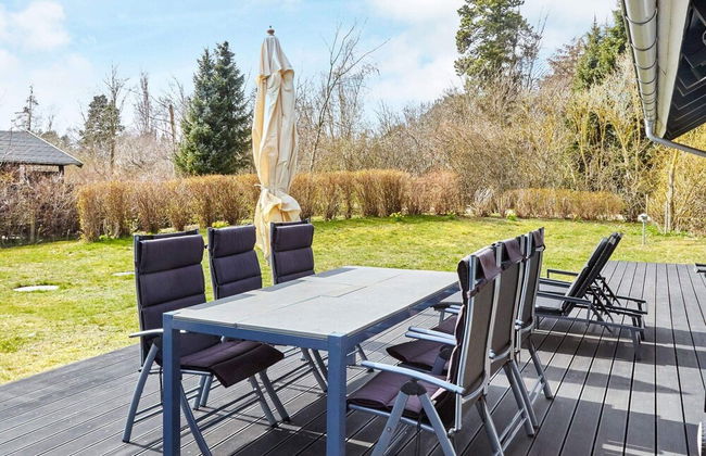 8 Person Holiday Home in Hojby - Foto 13