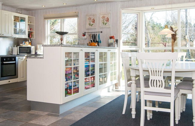 6 Person Holiday Home in Orsted - Foto 17