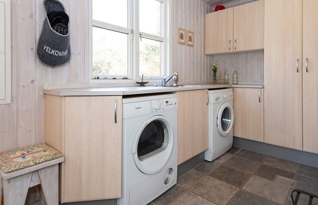 6 Person Holiday Home in Orsted - Foto 14