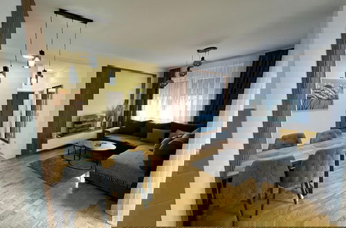 Foto 7 - I&I 3 Bedrooms Apartment I