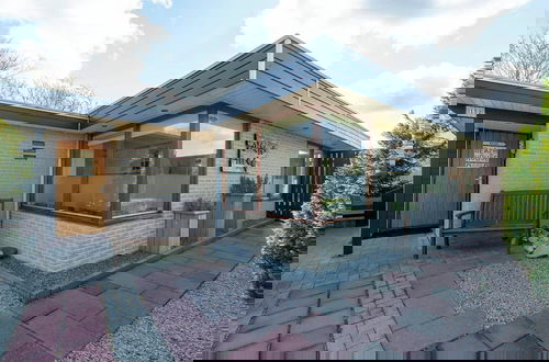 Foto 1 - Cozy Holiday Home Near Beach