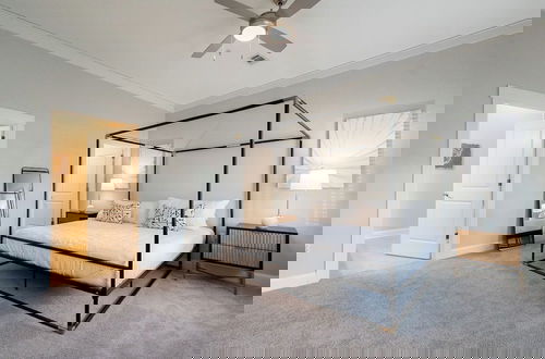 Photo 18 - Savannah Residences