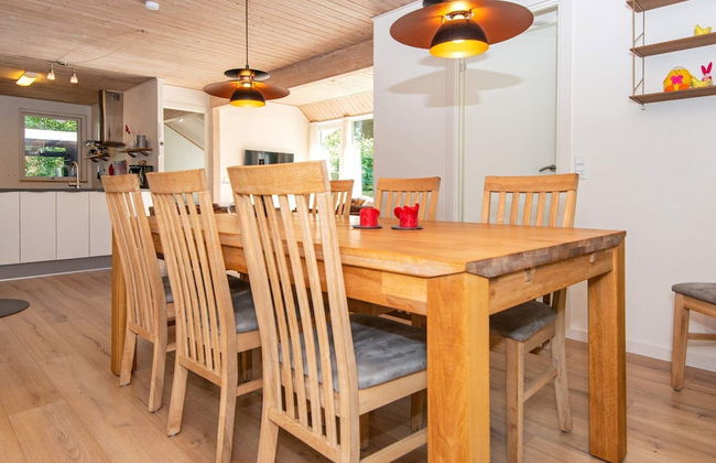 6 Person Holiday Home in Oksbol - Foto 16