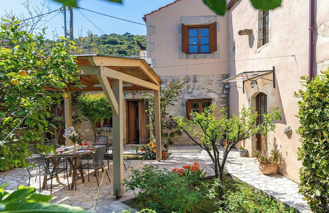 Villa Kourkoulios - Photo 26