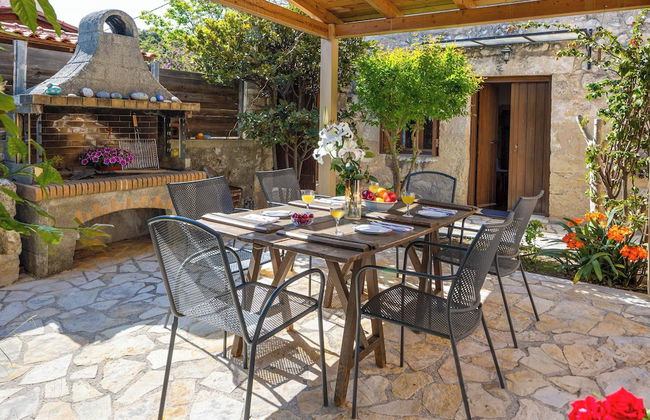 Villa Kourkoulios - Photo 28