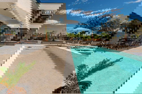 Foto 20 - Ren-lux With Heated Pool - H