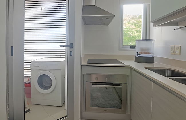 Oceana Suites SeaPort - Photo 9