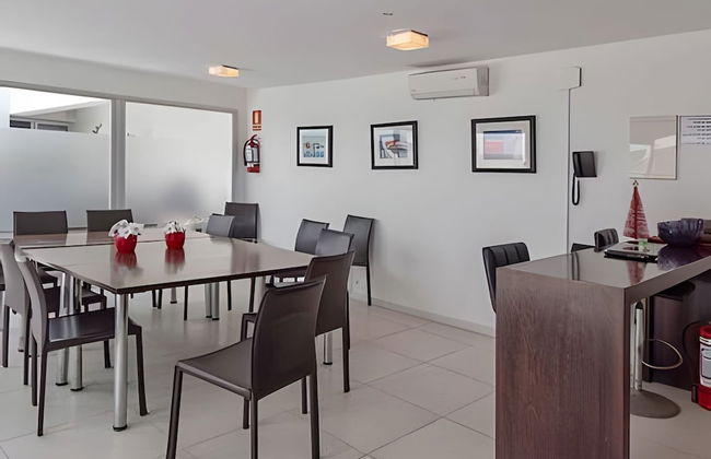 Oceana Suites SeaPort - Photo 29