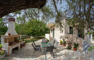 Photo 3 - Nikis Country House - Lefkada BnB Private Parking