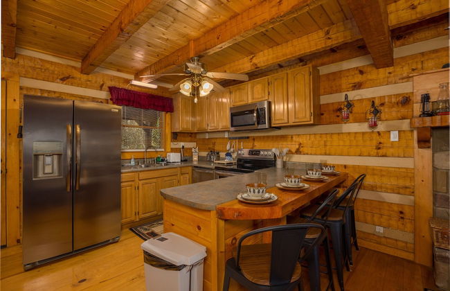 Hidden Hideaway 2 Bedroom Cabin by RedAwning - Foto 6