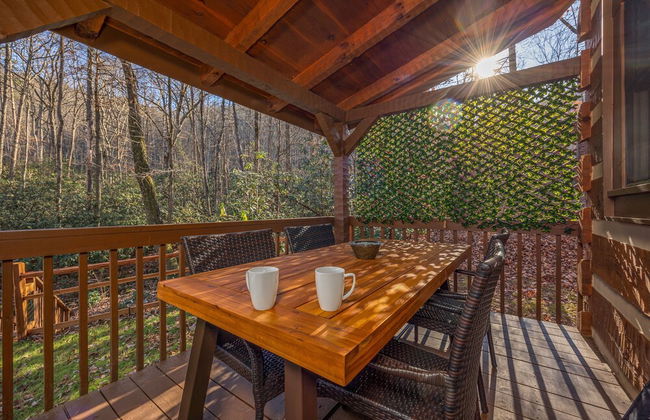 Hidden Hideaway 2 Bedroom Cabin by RedAwning - Foto 26