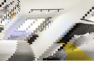 Foto 1 - Icon Tower Flat Viii