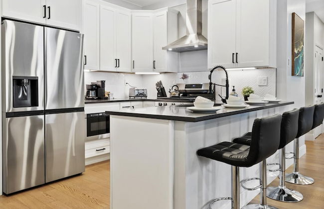 Luxury 3BD 2BA Near Logan Airport and T Station - Foto 48