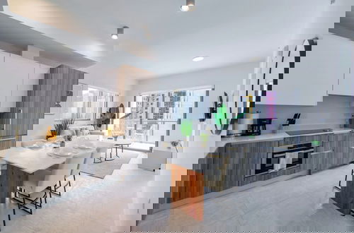 Photo 1 - Brickell Heart Condo with Amazing Views