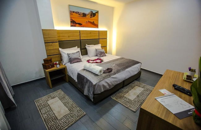 The Adress Residence - Photo 17