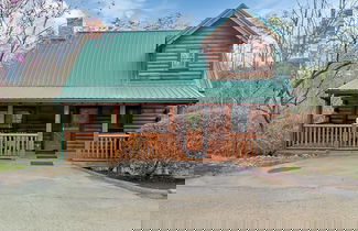 Photo 1 - Ern832 - Lakeside Hideaway - Great Location! Close To All The Action! 1 Bedroom Cabin by RedAwning