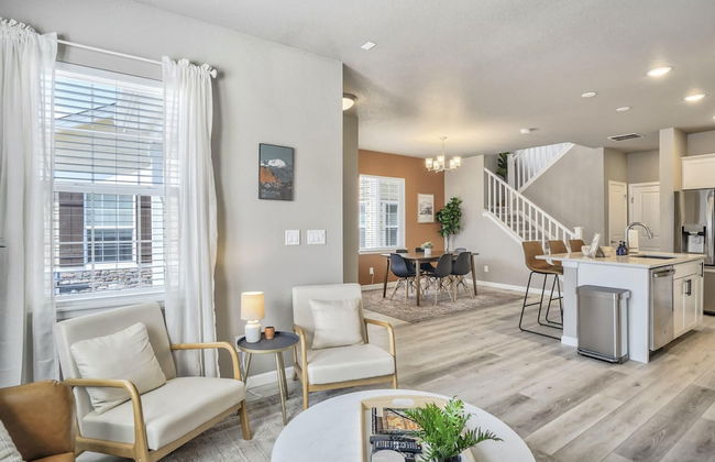 3BD Modern Home Close to Usafa - Photo 27